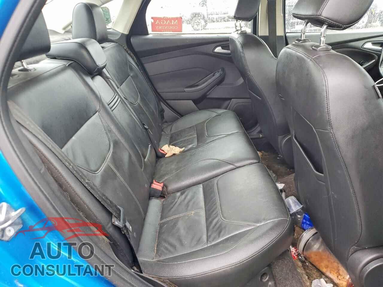 FORD FOCUS 2015 - 1FADP3F2XFL336100