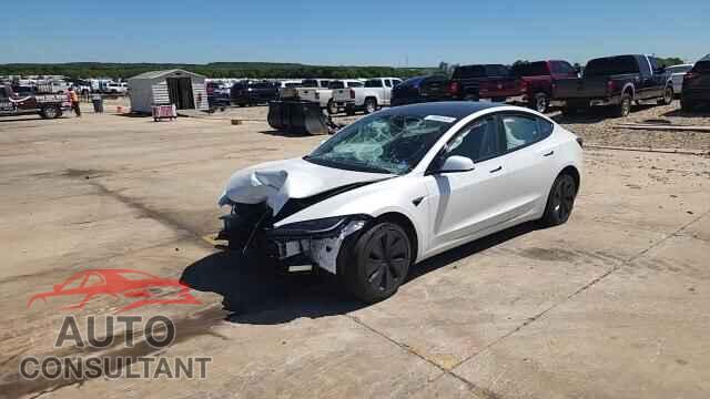 TESLA MODEL 3 2025 - 5YJ3E1EA5SF042626