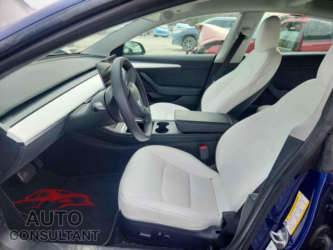 TESLA MODEL 3 2021 - 5YJ3E1EB9MF068125