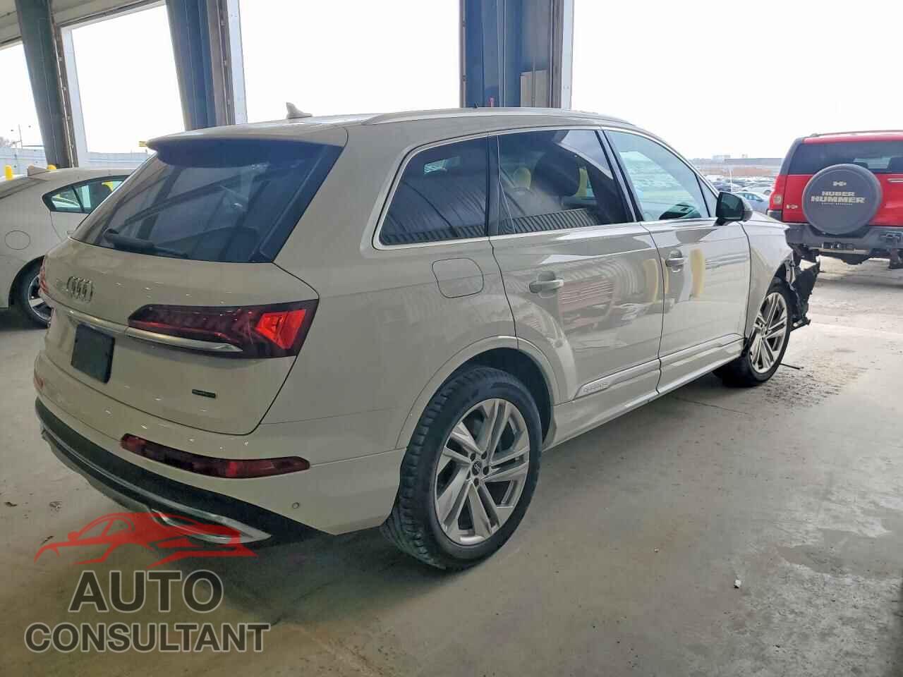 AUDI Q7 2021 - WA1LXAF77MD021049