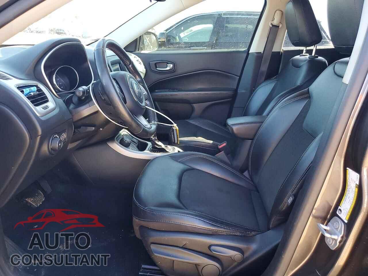 JEEP COMPASS 2019 - 3C4NJDBB7KT850576