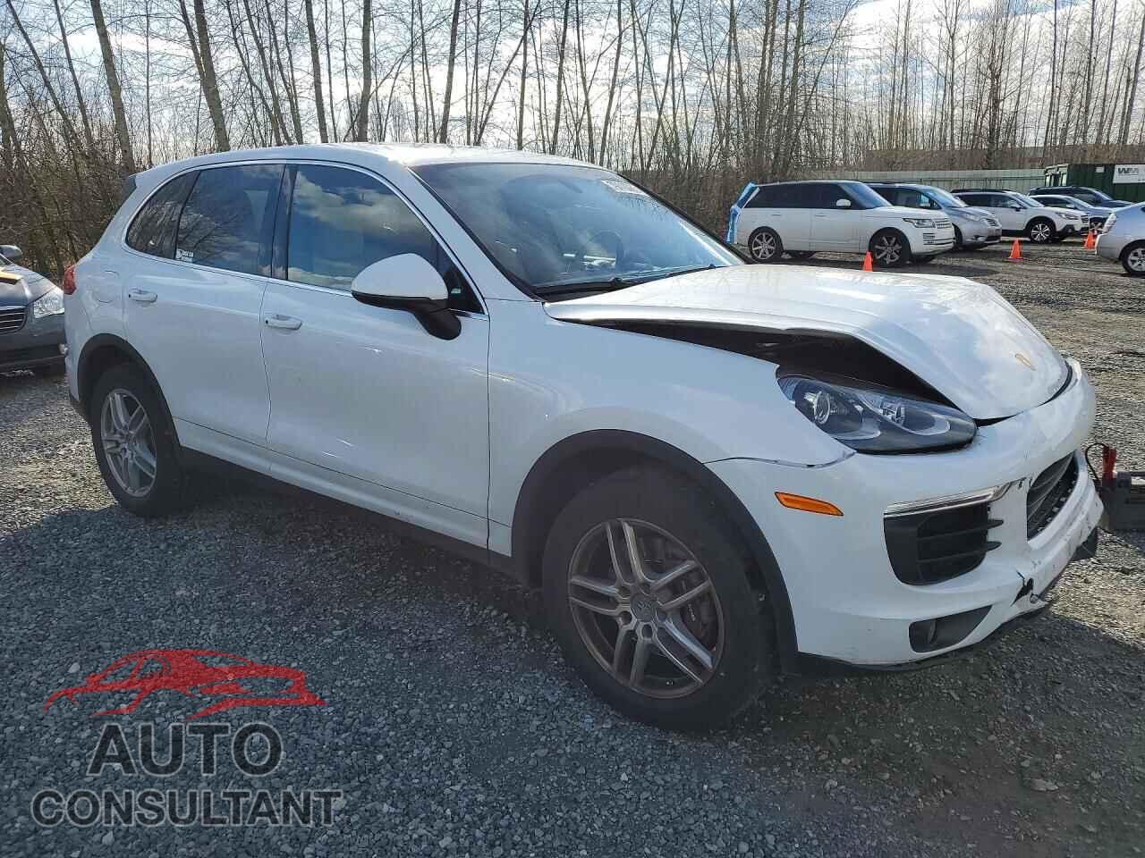 PORSCHE CAYENNE 2018 - WP1AA2A28JKA03617