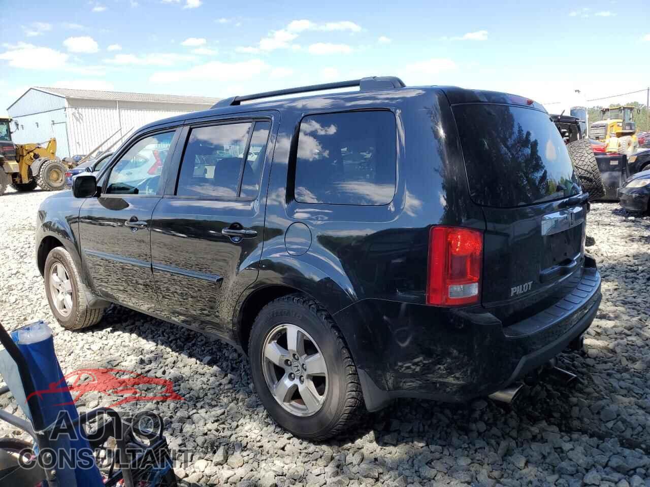 HONDA PILOT 2011 - 5FNYF4H58BB027797