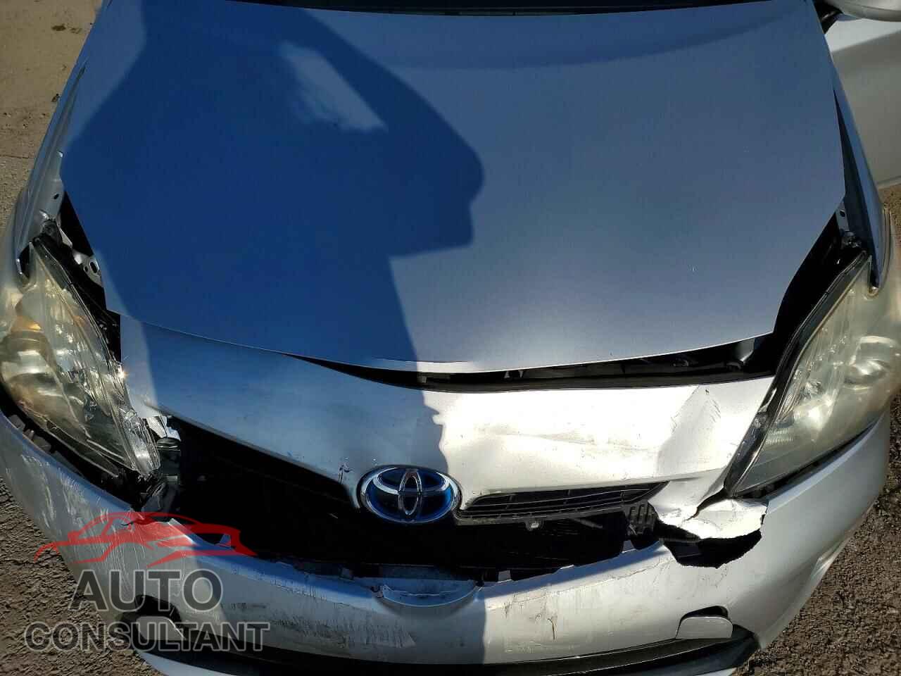 TOYOTA PRIUS 2014 - JTDKN3DU4E1774245