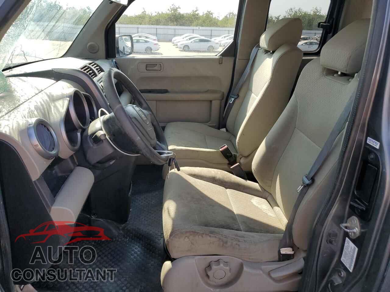 HONDA ELEMENT 2011 - 5J6YH1H31BL002819