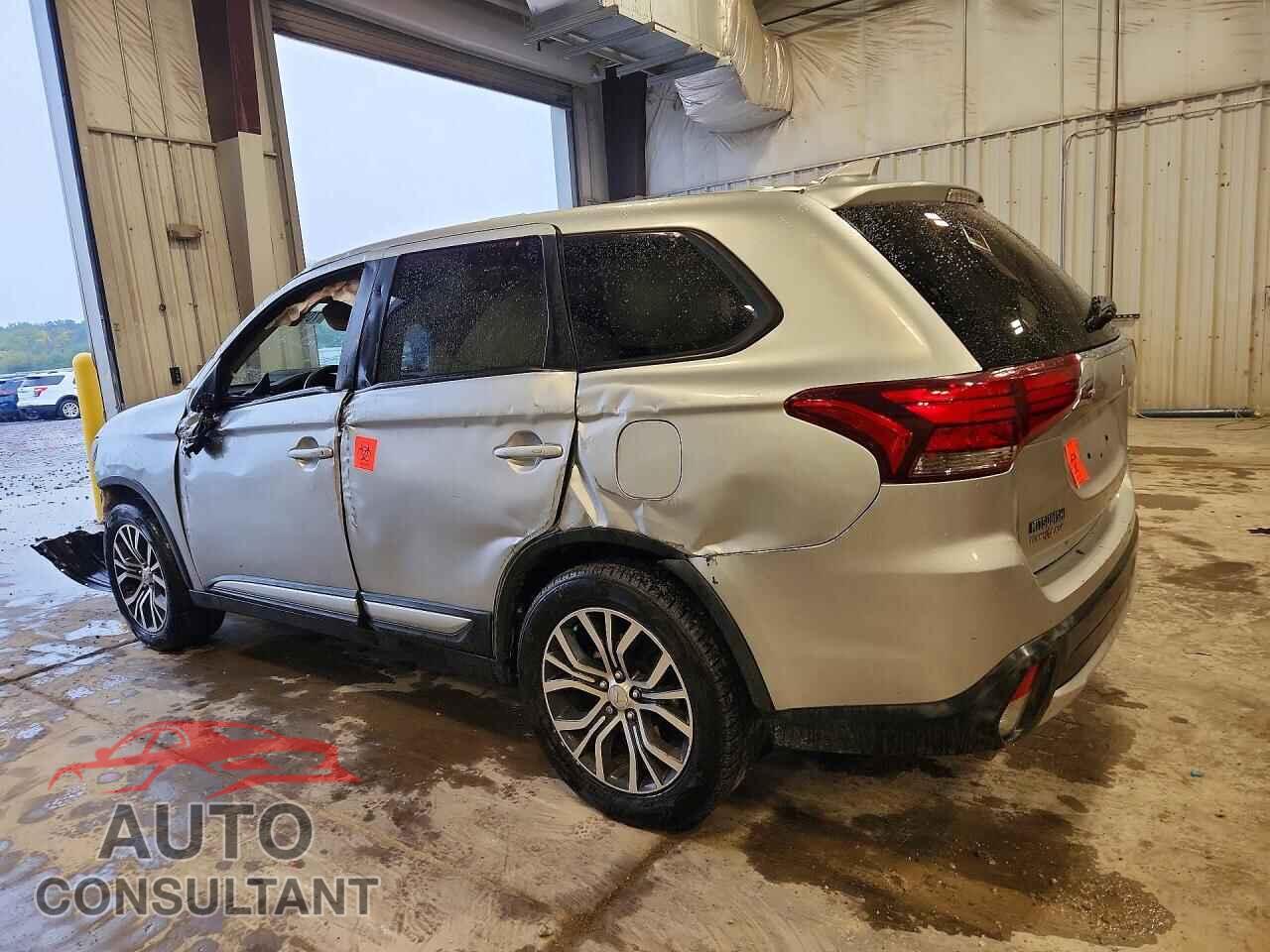 MITSUBISHI OUTLANDER 2018 - JA4AZ2A39JZ005736