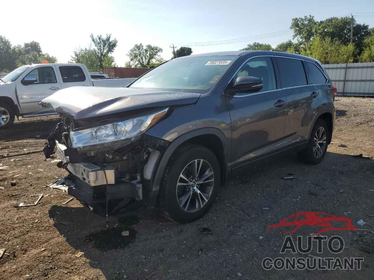 TOYOTA HIGHLANDER 2018 - 5TDBZRFH1JS905264
