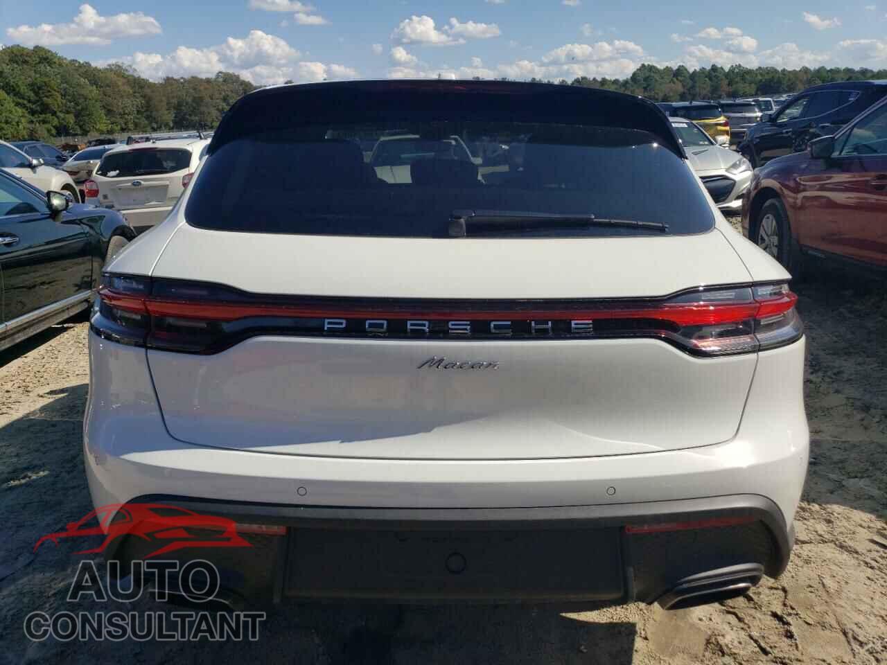 PORSCHE MACAN BASE 2023 - WP1AA2A50PLB19777