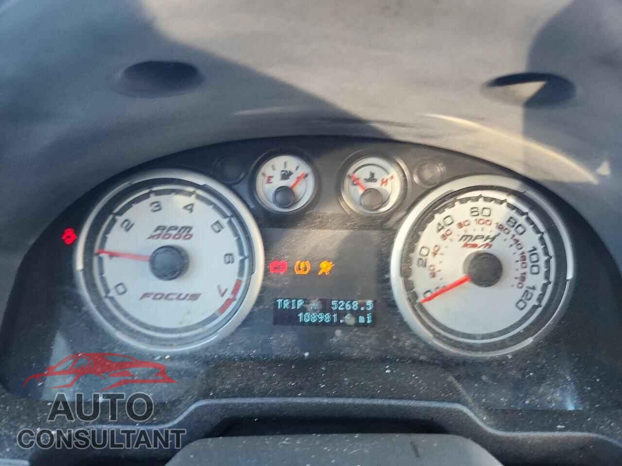FORD FOCUS 2011 - 1FAHP3GN5BW116012