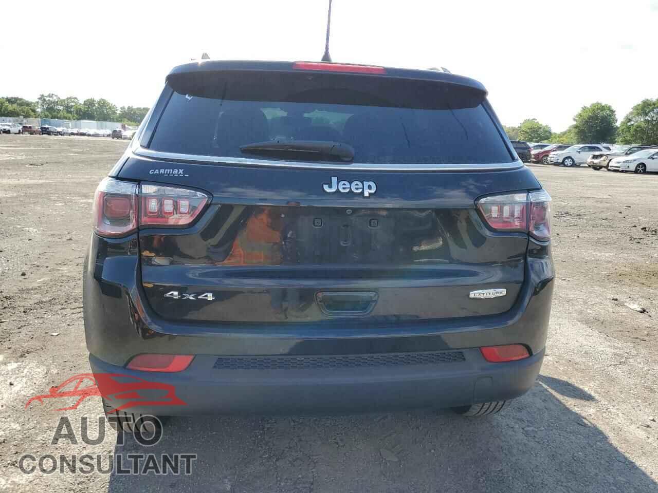 JEEP COMPASS 2018 - 3C4NJDBB4JT455172