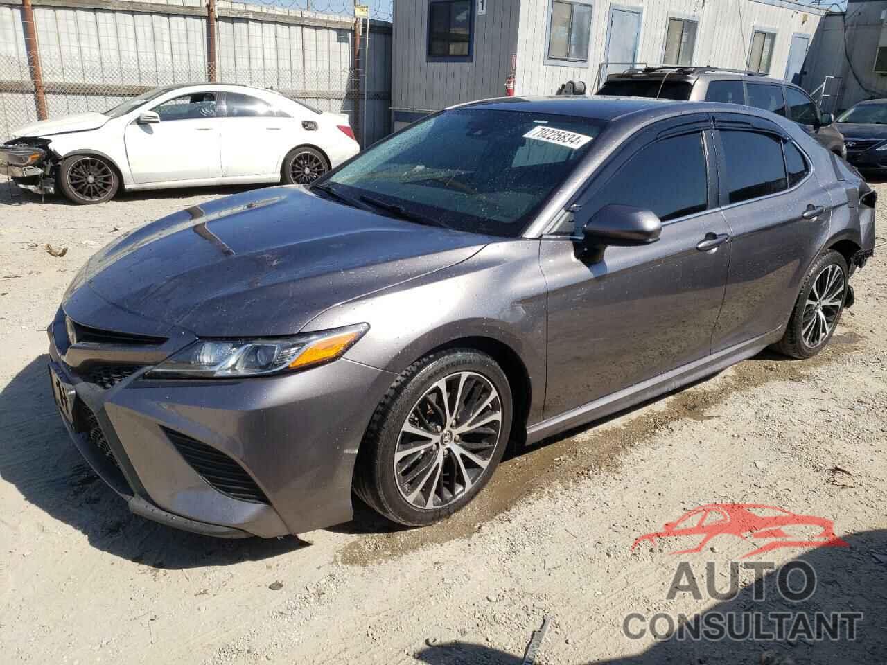 TOYOTA CAMRY 2019 - 4T1B11HK6KU680558