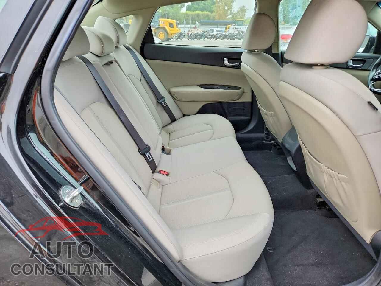 KIA OPTIMA 2017 - KNAGT4LE5H5012855