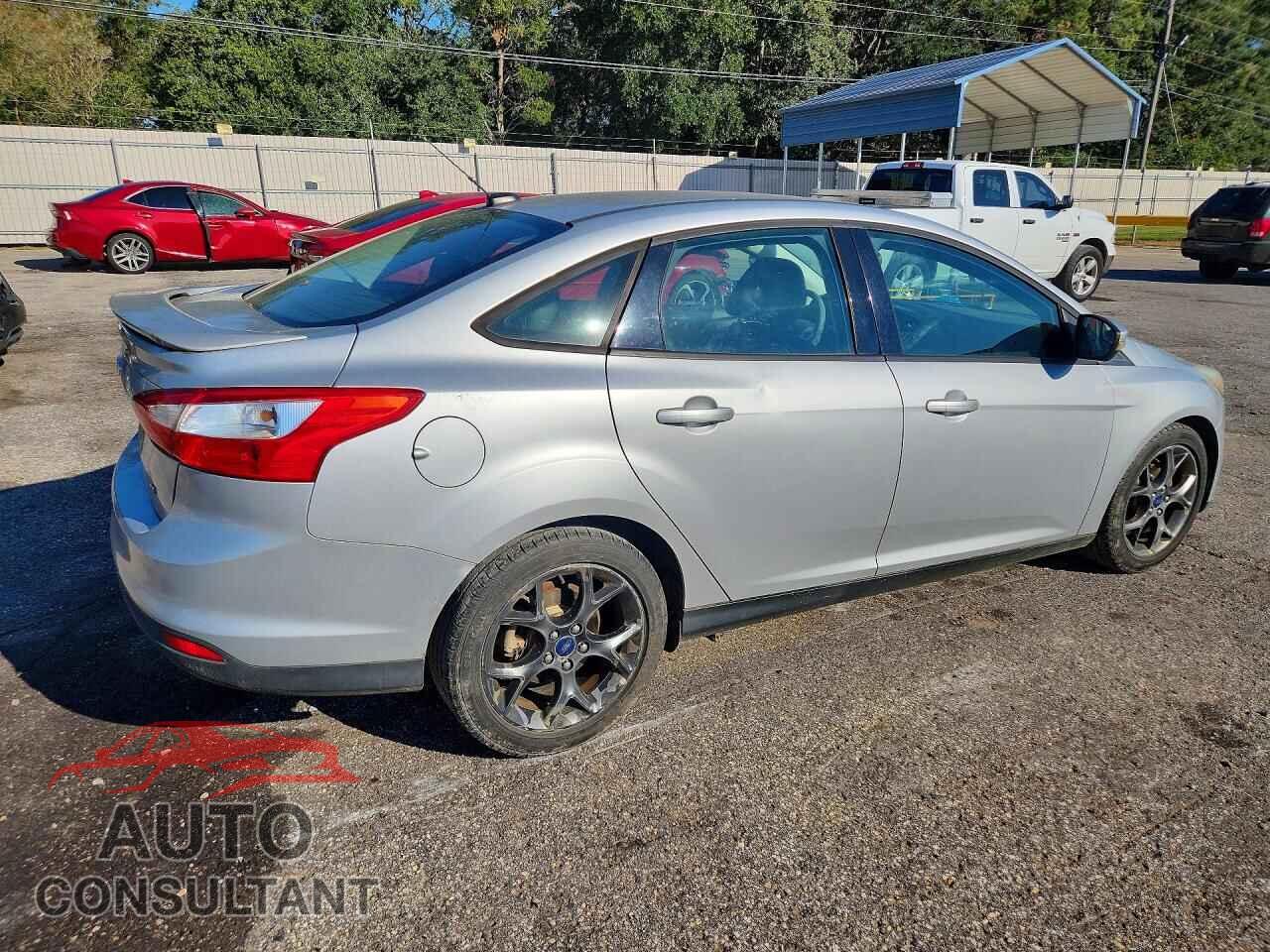 FORD FOCUS 2013 - 1FADP3F22DL320311