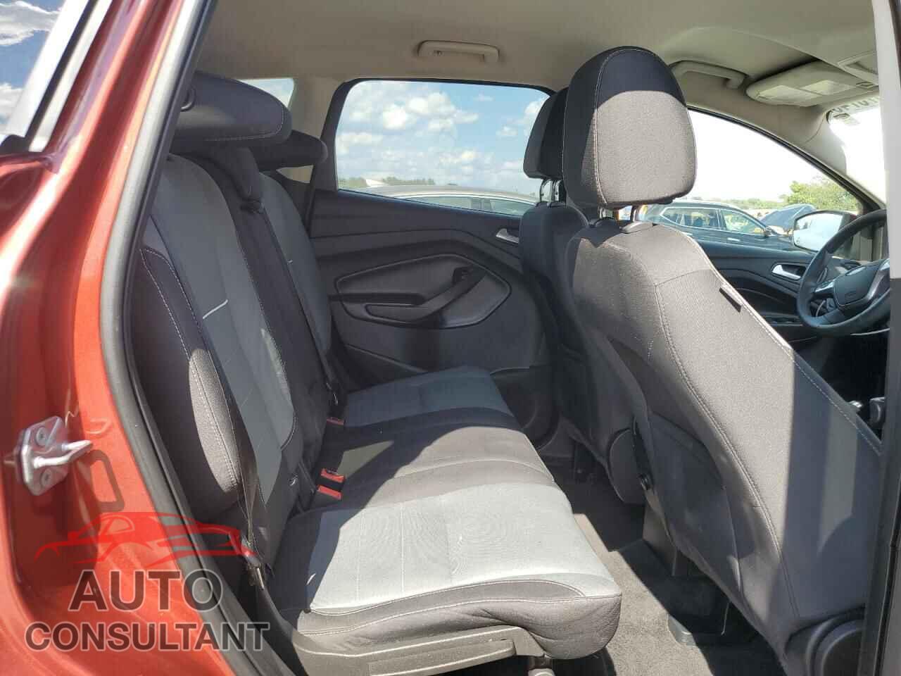 FORD ESCAPE 2015 - 1FMCU9GX2FUB67112