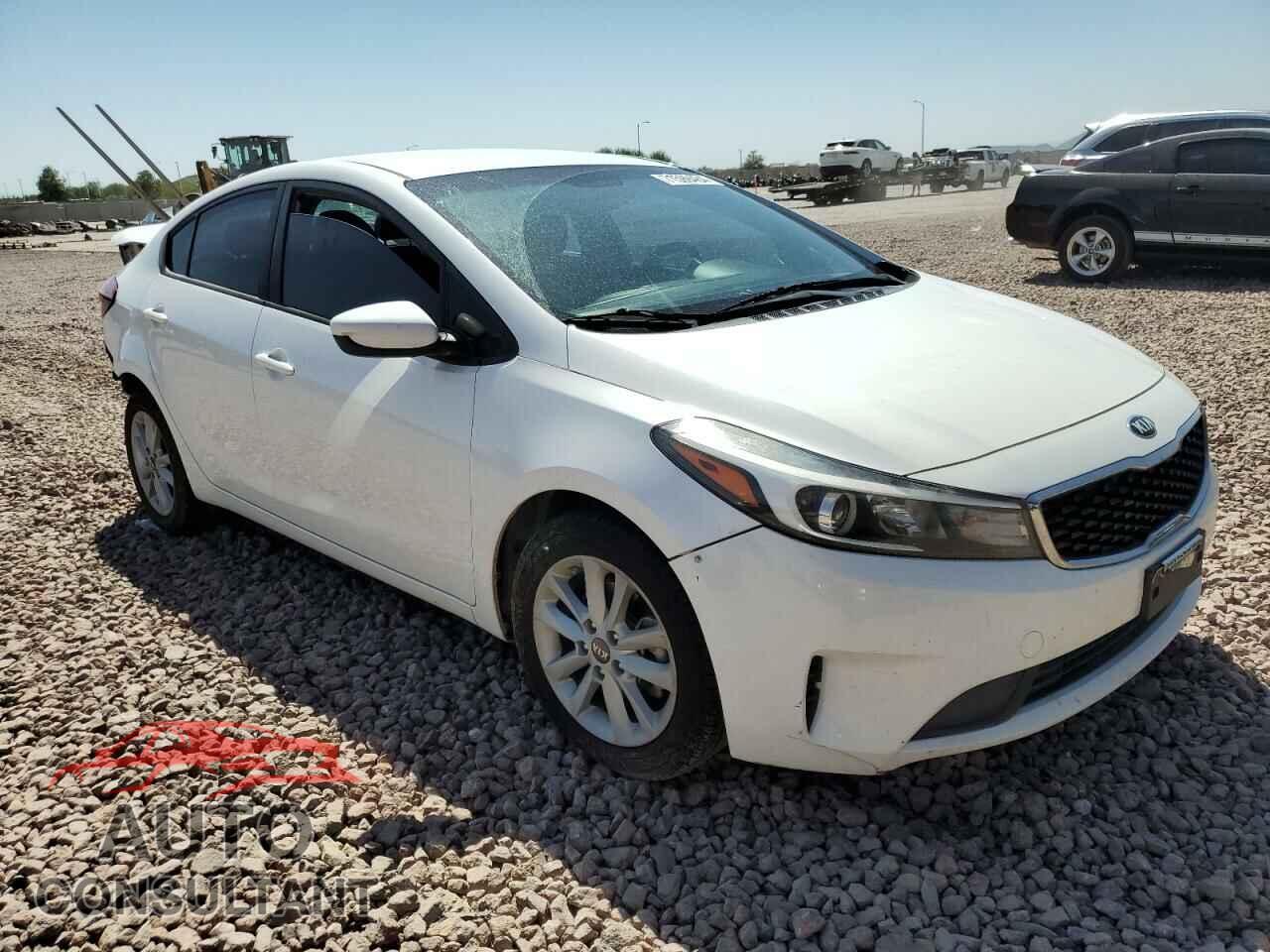 KIA FORTE 2017 - 3KPFL4A72HE147248