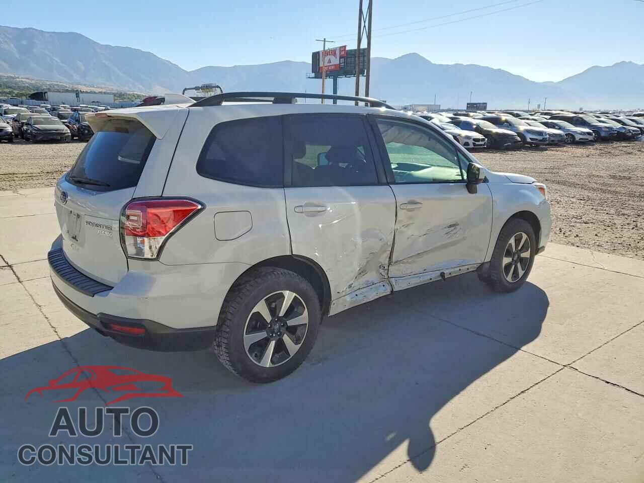 SUBARU FORESTER 2017 - JF2SJAEC3HH448469