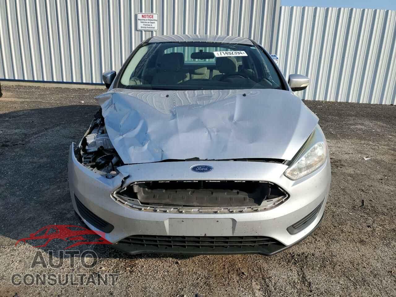 FORD FOCUS 2015 - 1FADP3F22FL349987