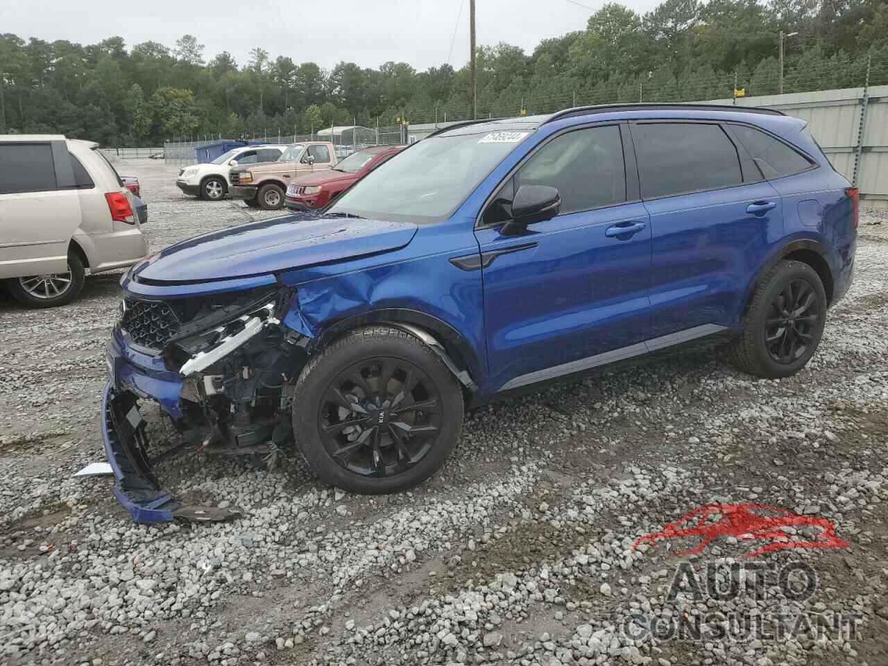 KIA SORENTO 2021 - 5XYRK4LF6MG014011