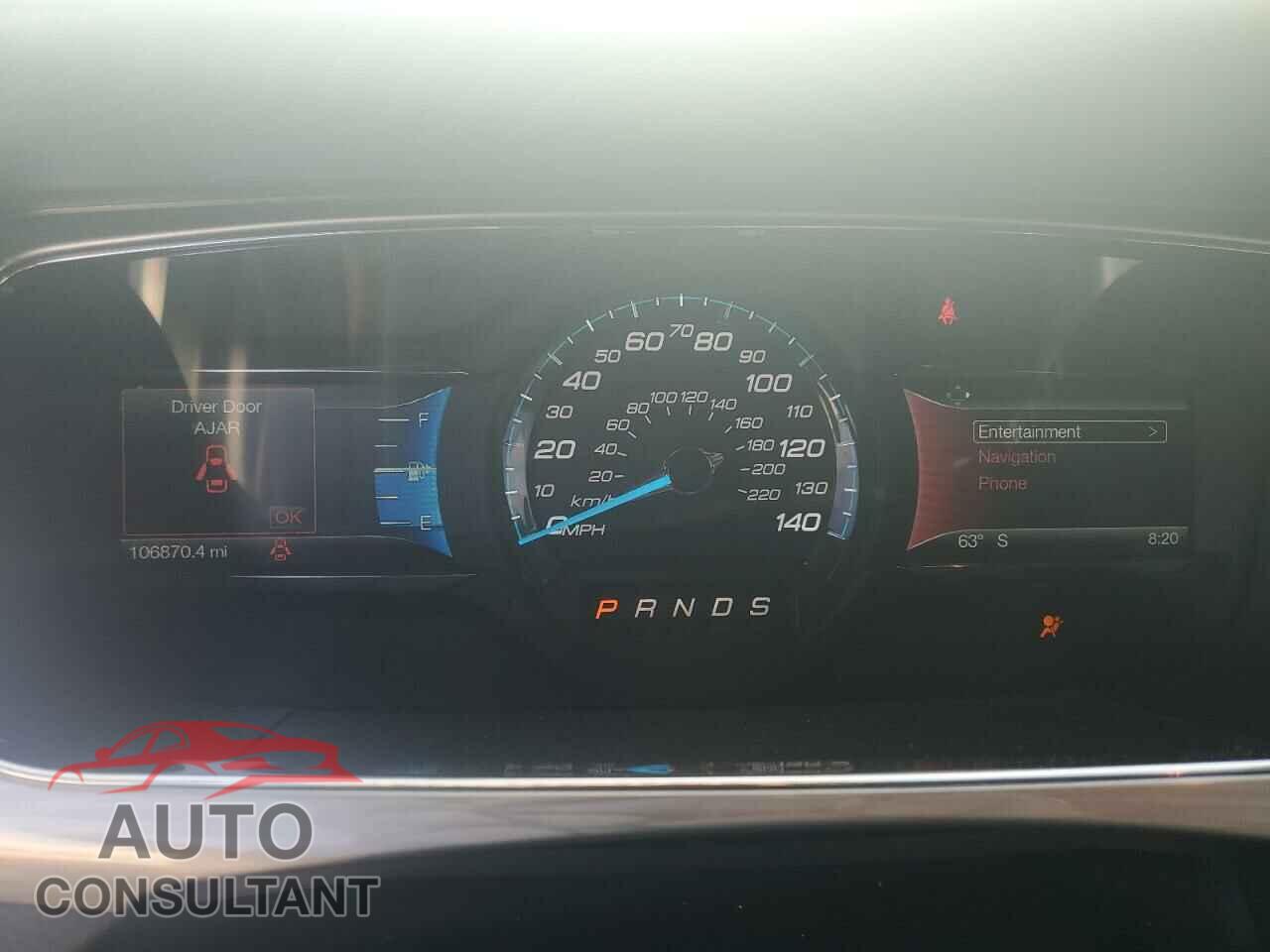 FORD TAURUS 2017 - 1FAHP2E81HG133318