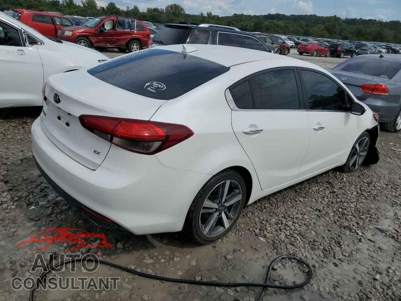KIA FORTE 2017 - 3KPFL4A82HE088811
