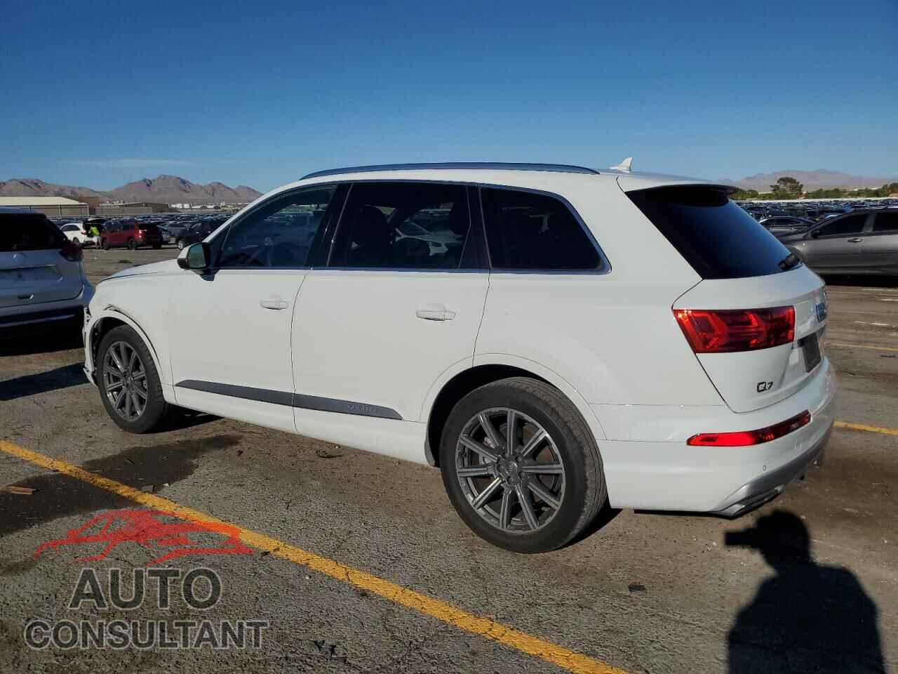 AUDI Q7 2017 - WA1LAAF73HD001159