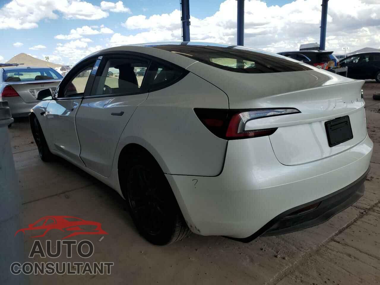 TESLA MODEL 3 2024 - 5YJ3E1EA4RF785546