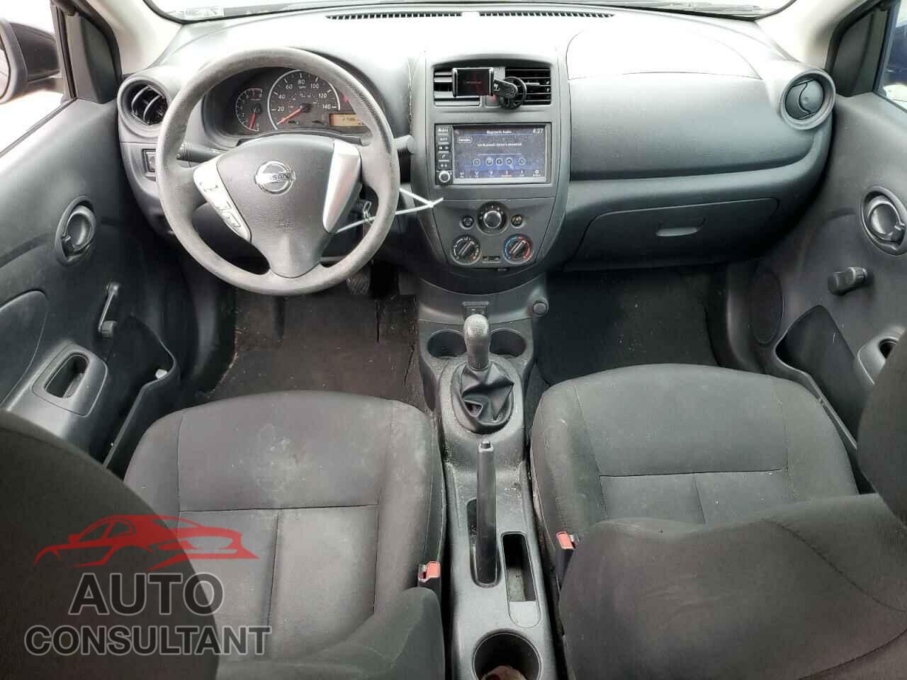 NISSAN VERSA 2019 - 3N1CN7AP3KL808533
