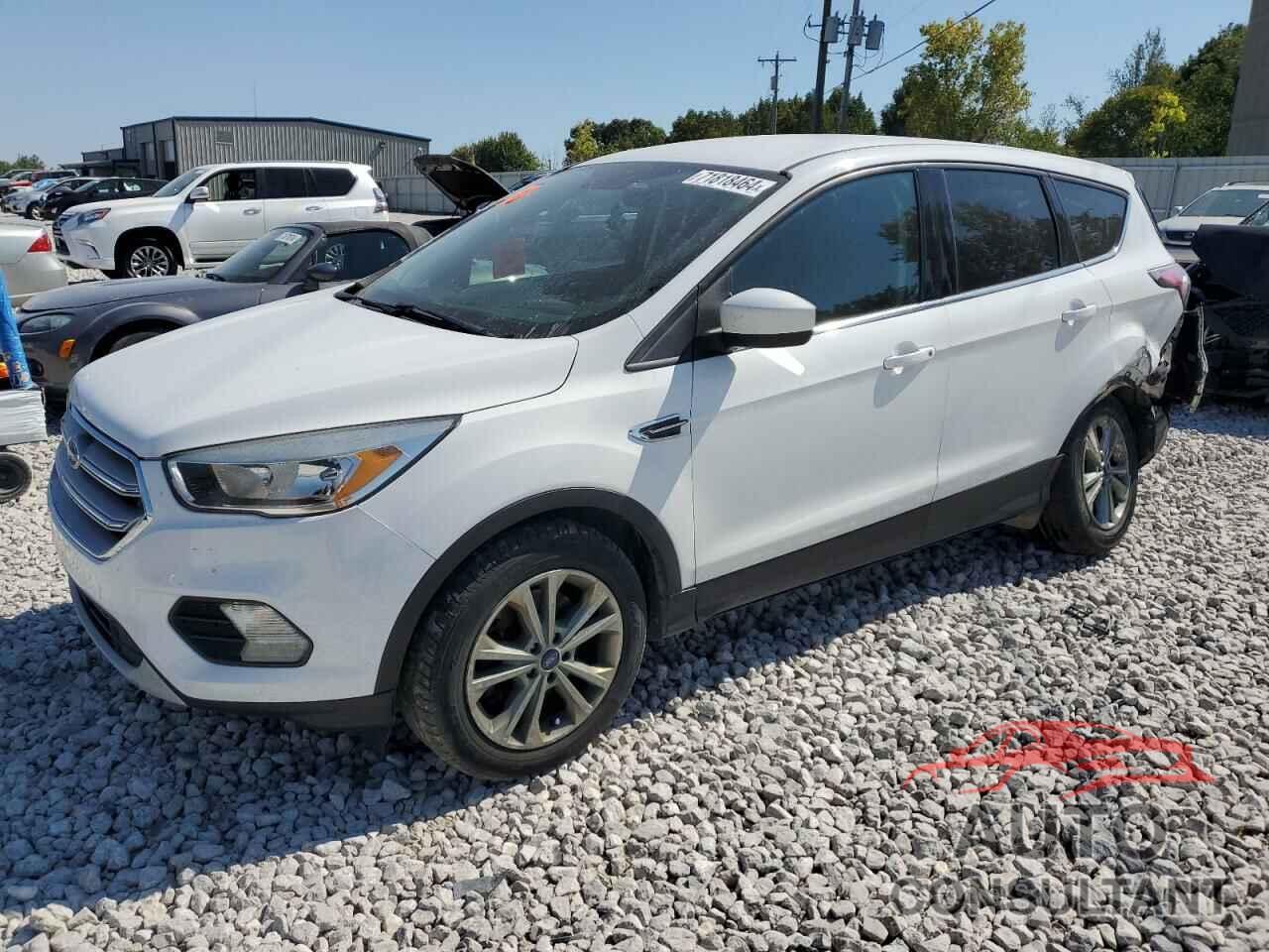 FORD ESCAPE 2017 - 1FMCU9GD1HUA69164