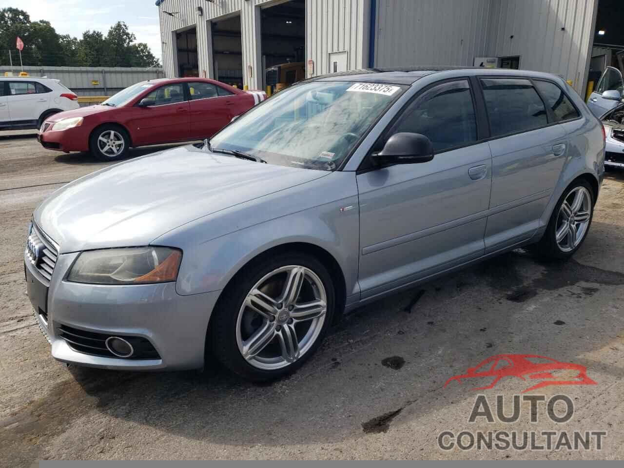 AUDI A3 2010 - WAUMFAFMXAA098267