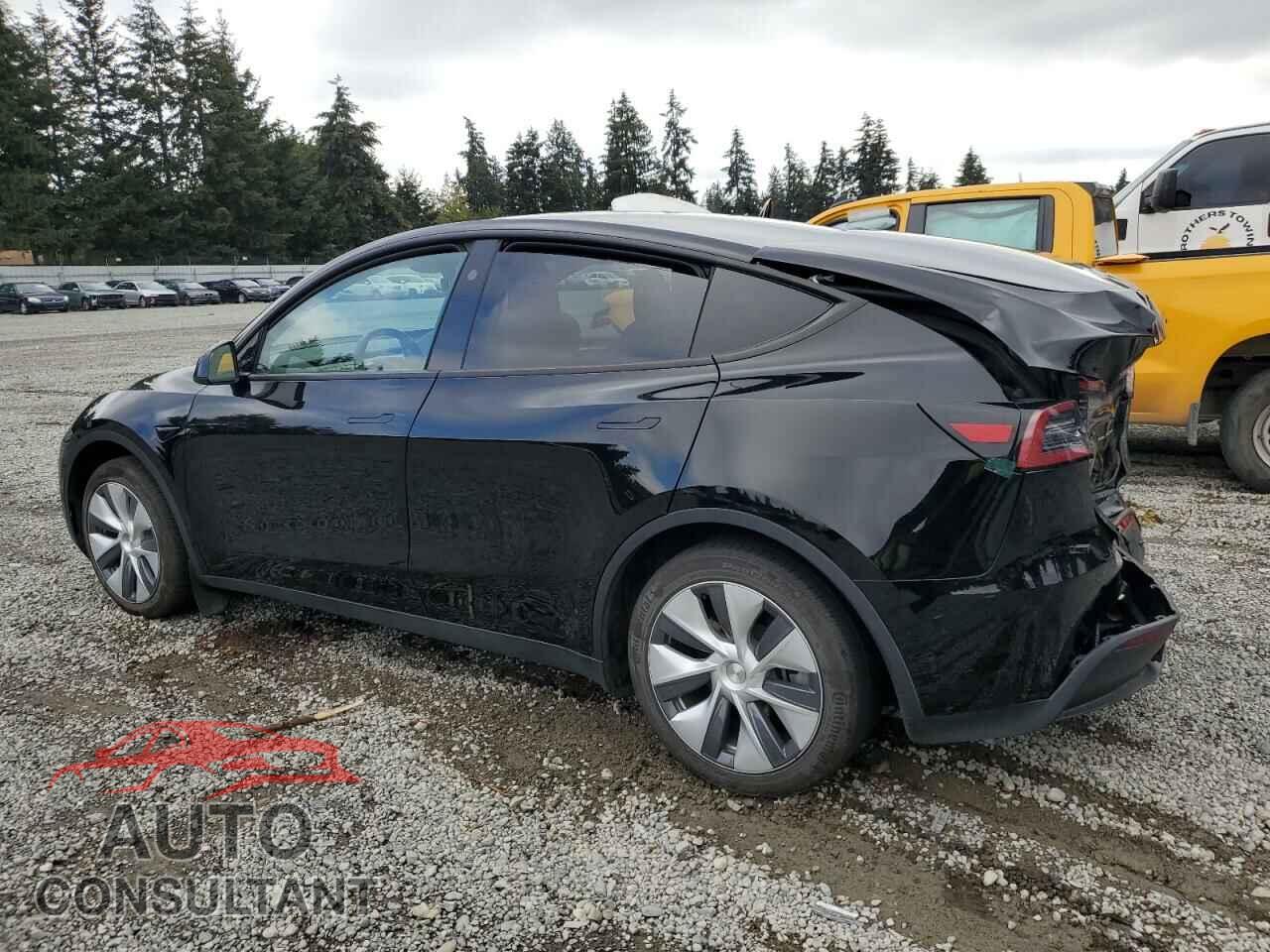 TESLA MODEL Y 2023 - 7SAYGAEE2PF945975