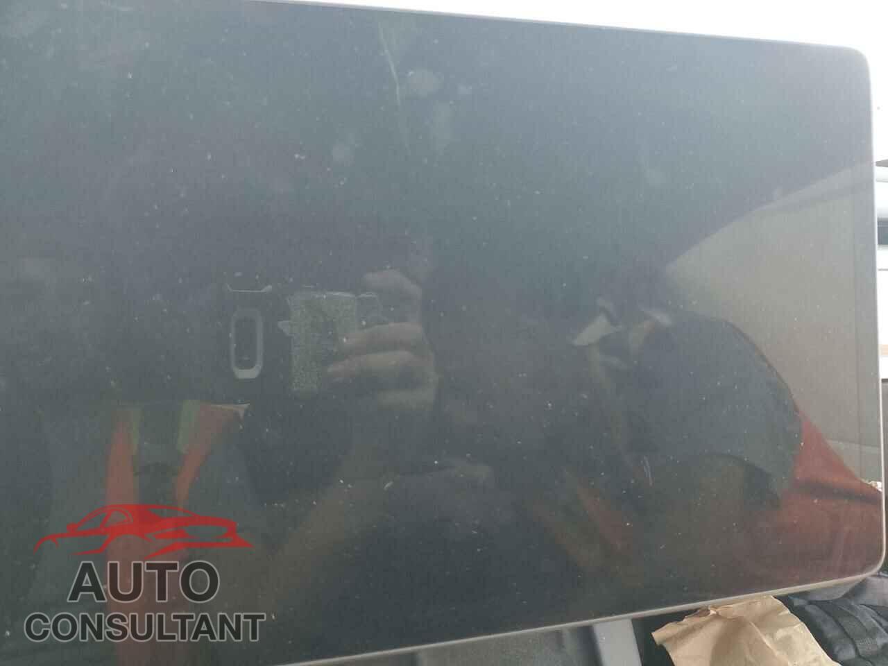 TESLA MODEL 3 2022 - 5YJ3E1EA7NF287402