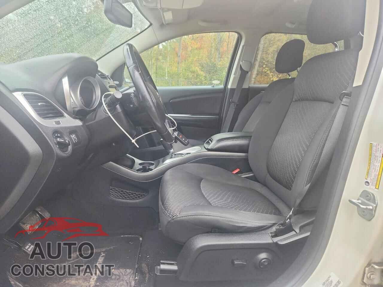 DODGE JOURNEY 2013 - 3C4PDCCG7DT718974