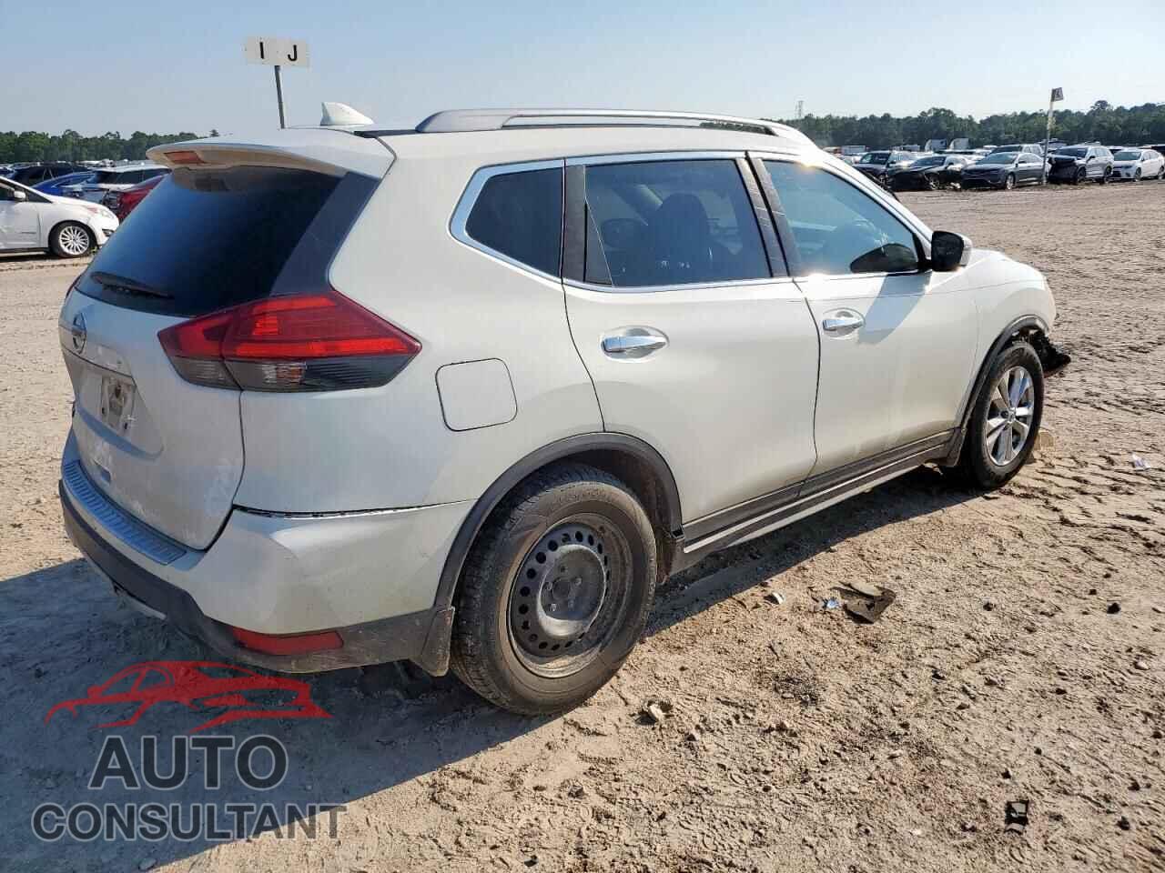 NISSAN ROGUE 2017 - 5N1AT2MT2HC775627