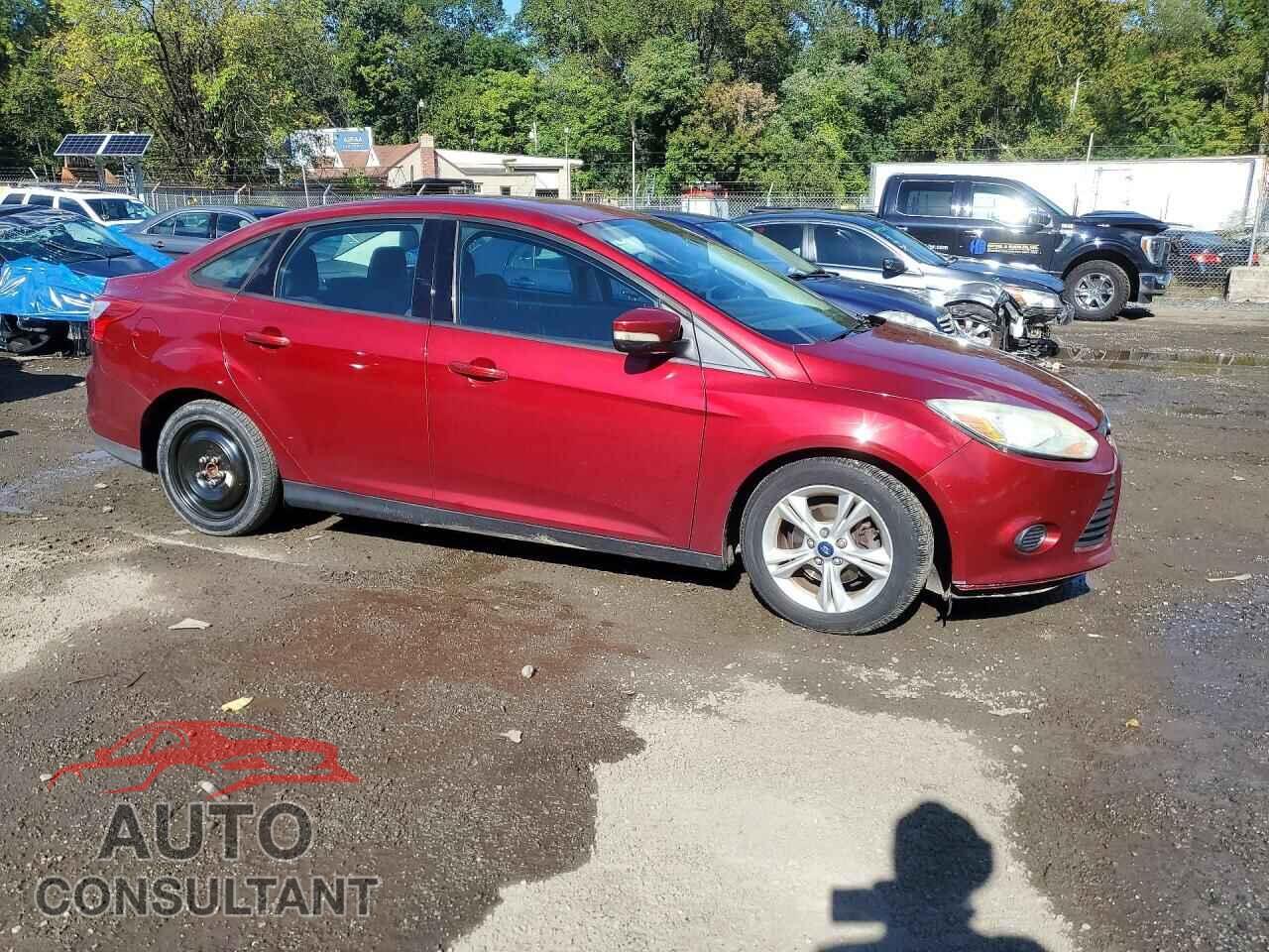 FORD FOCUS 2014 - 1FADP3F22EL458562