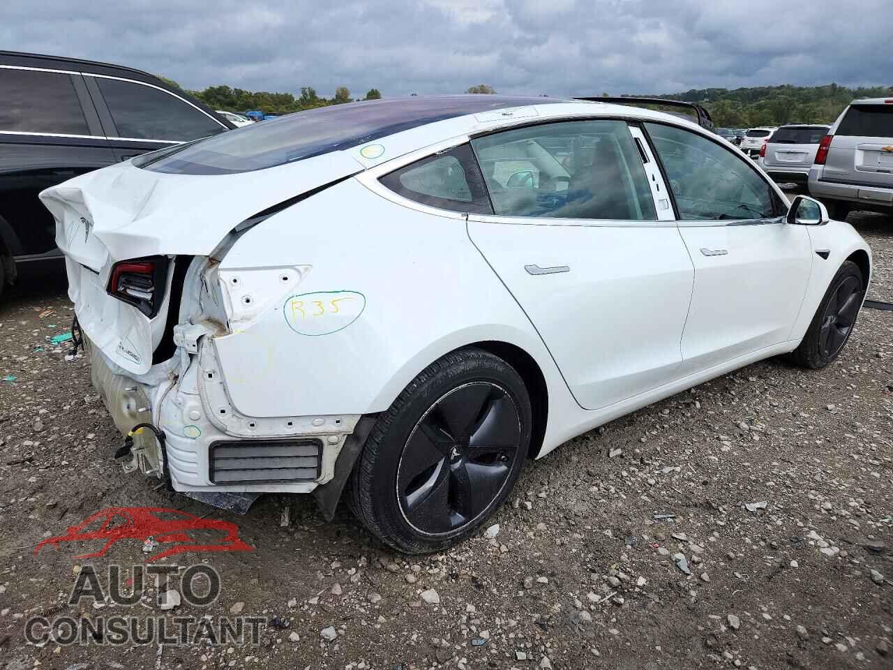 TESLA MODEL 3 2018 - 5YJ3E1EB9JF054625