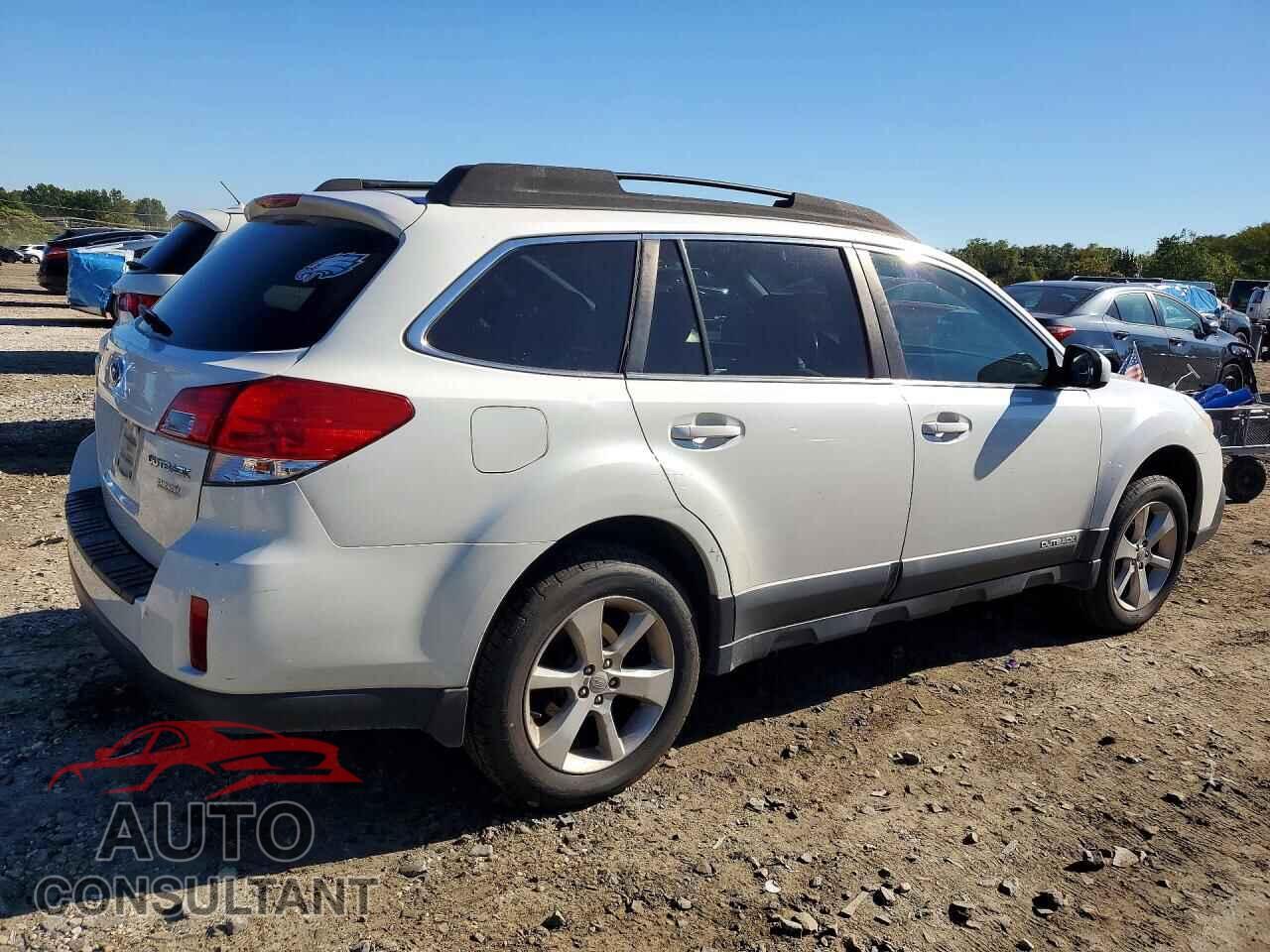 SUBARU OUTBACK 2013 - 4S4BRBCC6D3226320