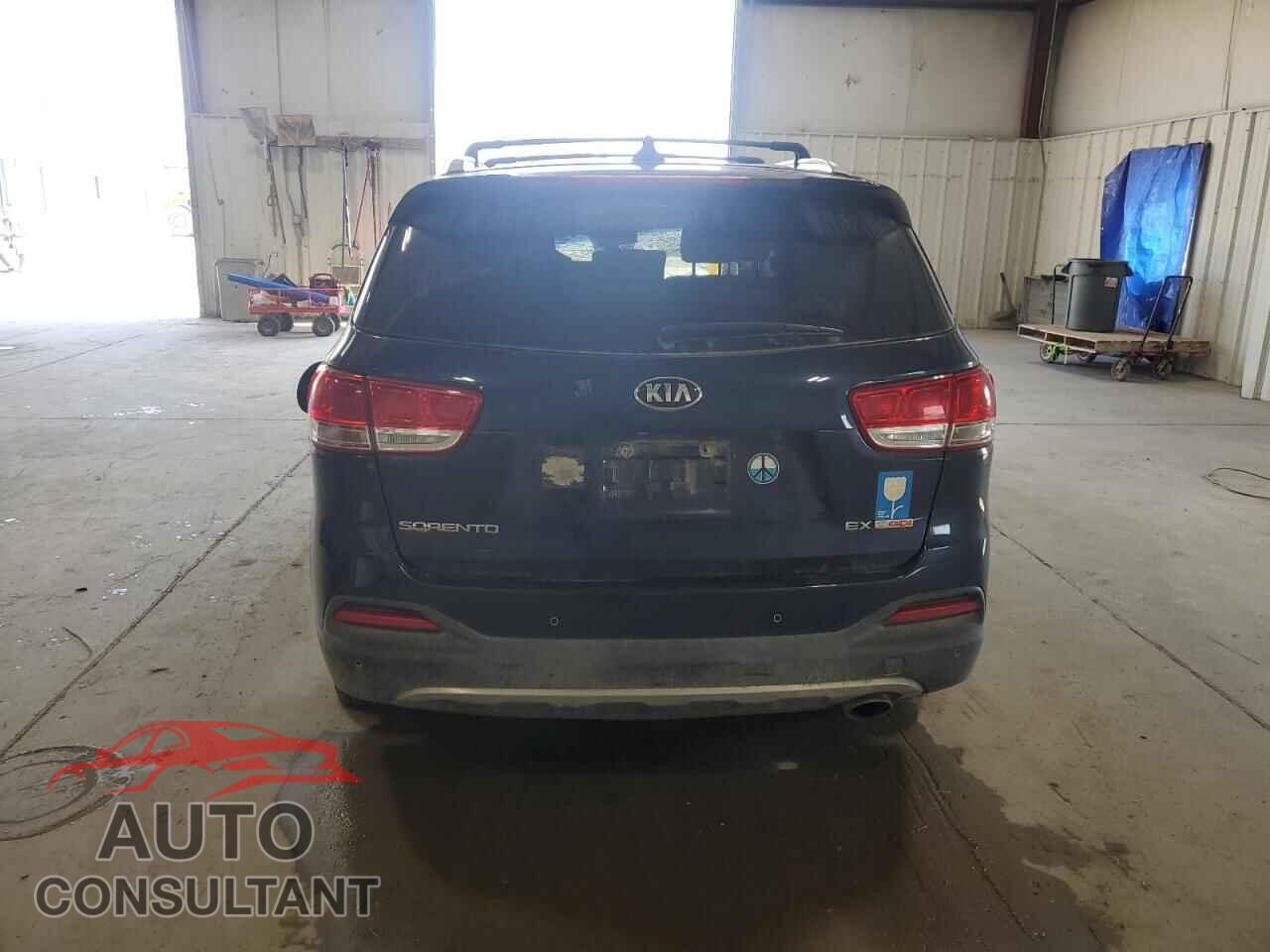 KIA SORENTO 2017 - 5XYPHDA15HG276721
