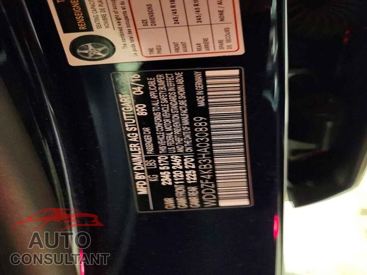 MERCEDES-BENZ E-CLASS 2017 - WDDZF4KB3HA030889