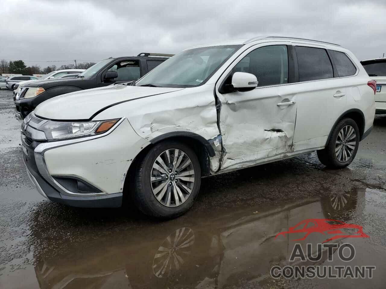 MITSUBISHI OUTLANDER 2019 - JA4AZ3A31KZ036311