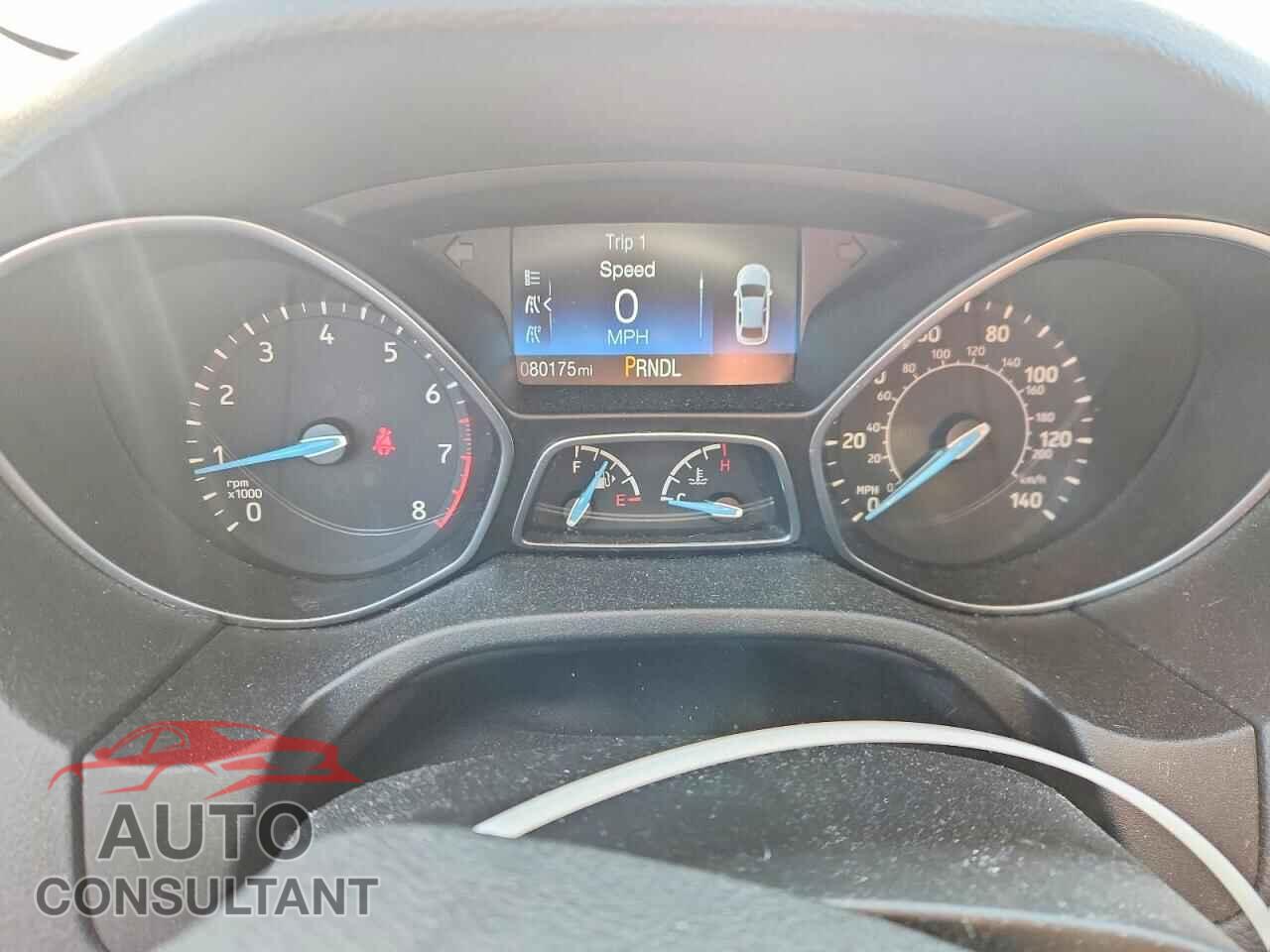FORD FOCUS 2017 - 1FADP3E25HL207606