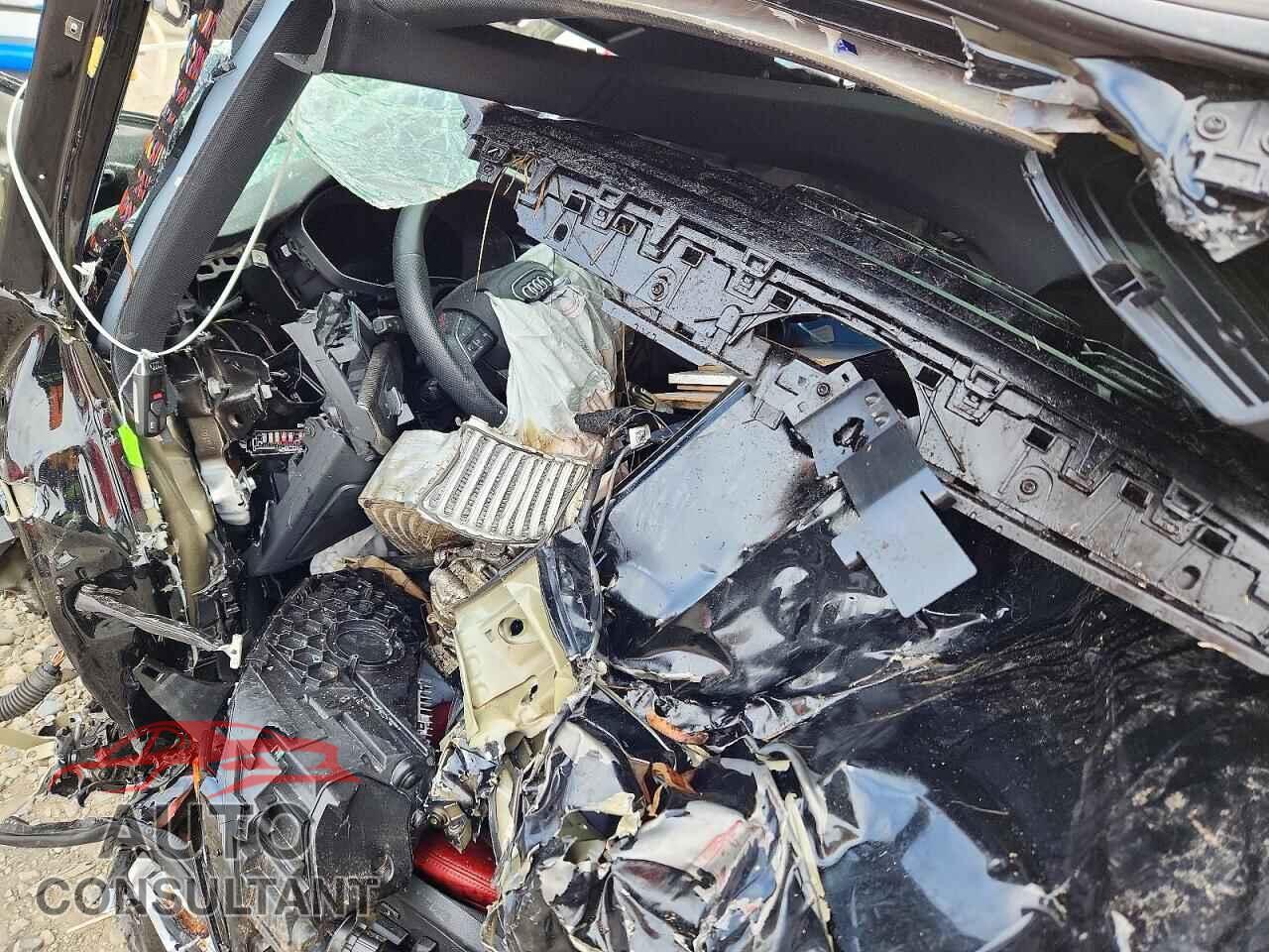 AUDI S5/RS5 2024 - WAUC4CF59RA058120