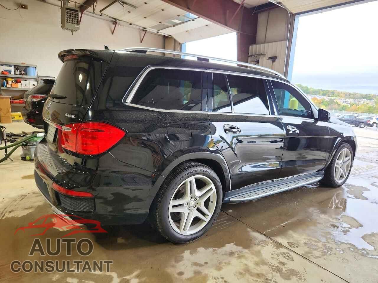 MERCEDES-BENZ GL-CLASS 2014 - 4JGDF7DE9EA302270