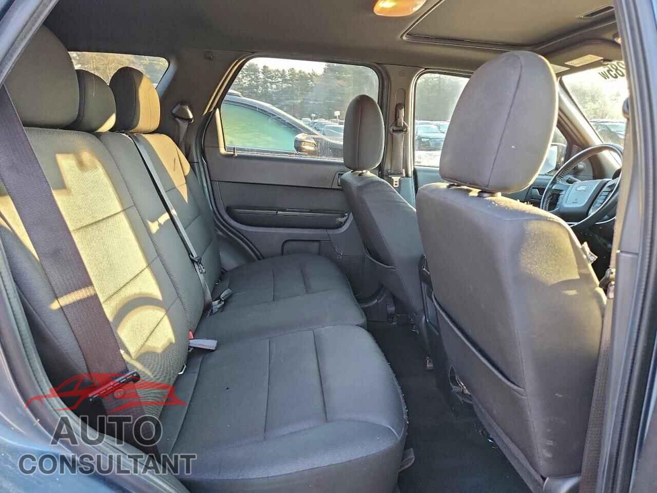 FORD ESCAPE 2012 - 1FMCU9DG5CKB16764