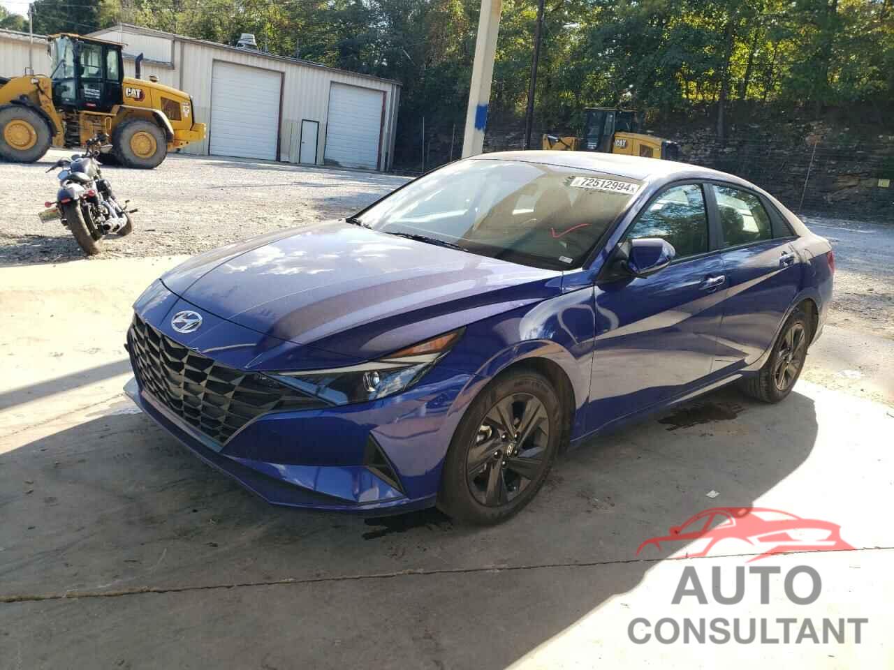 HYUNDAI ELANTRA 2023 - KMHLM4AG3PU533740