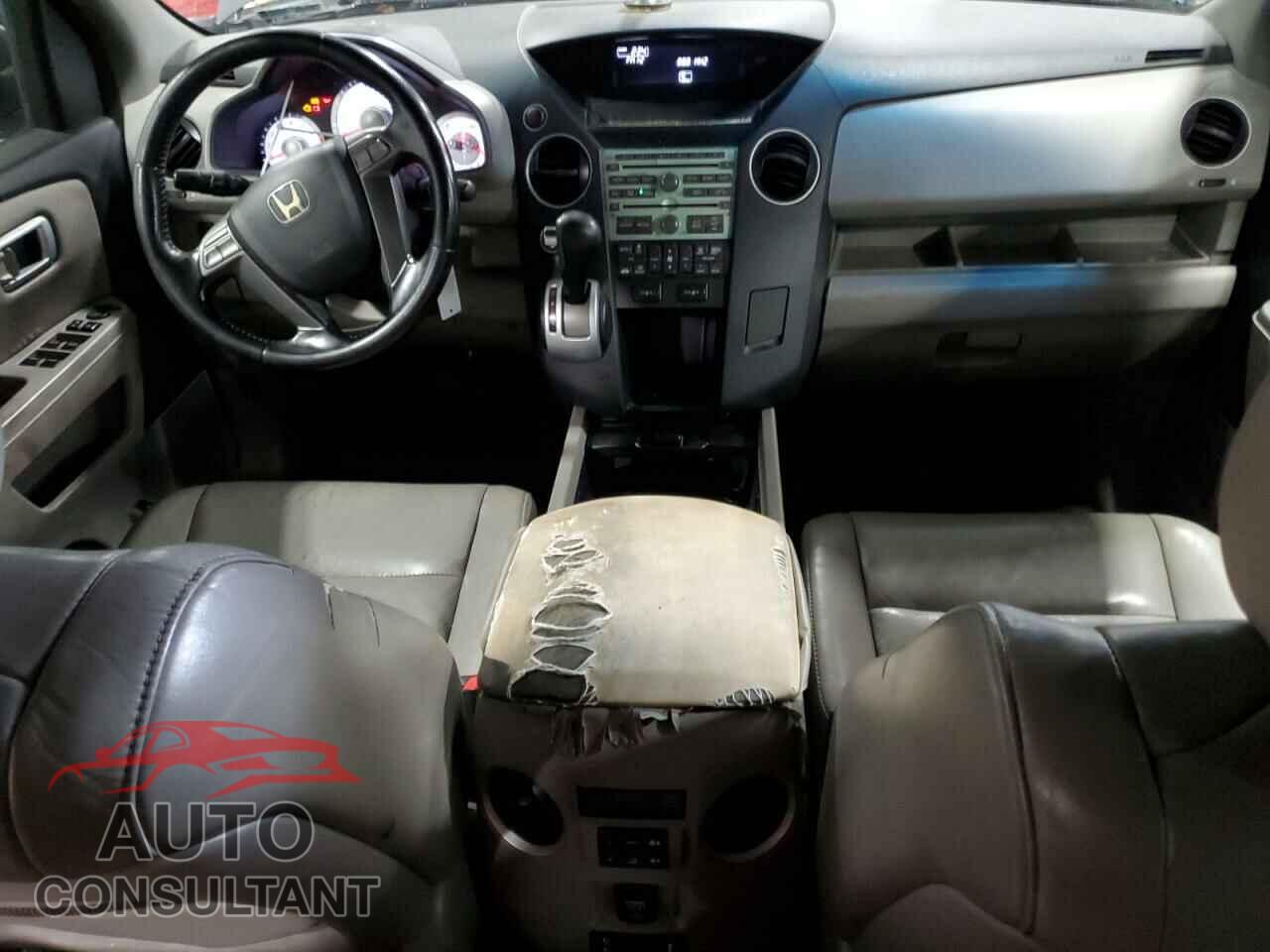 HONDA PILOT 2010 - 5FNYF4H64AB032583