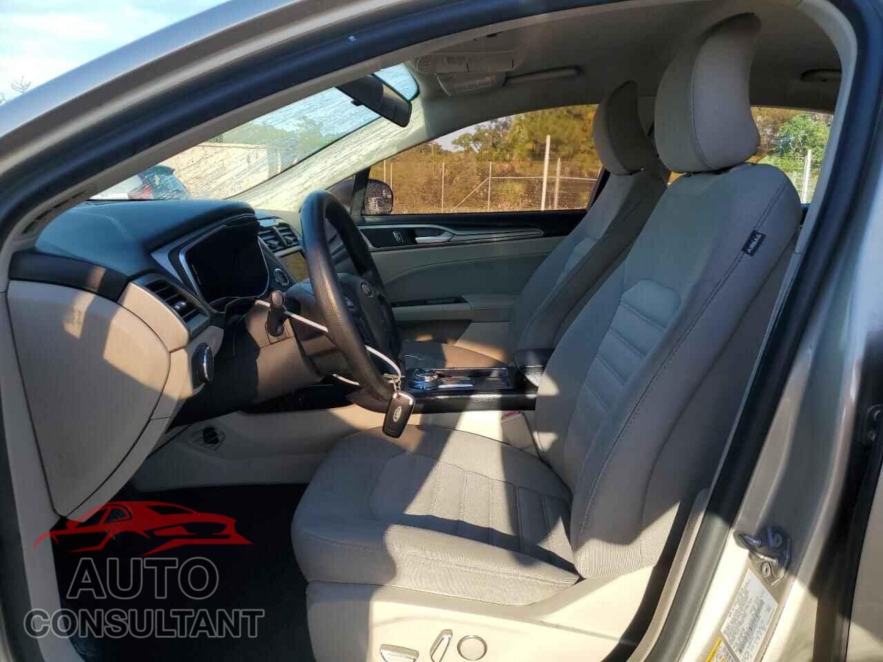 FORD FUSION 2017 - 3FA6P0H73HR372084