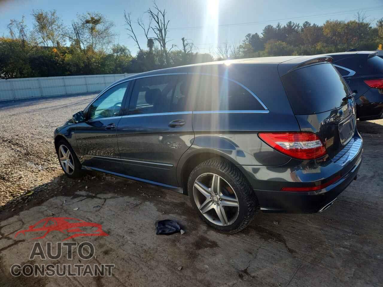 MERCEDES-BENZ R-CLASS 2012 - 4JGCB5HEXCA138319