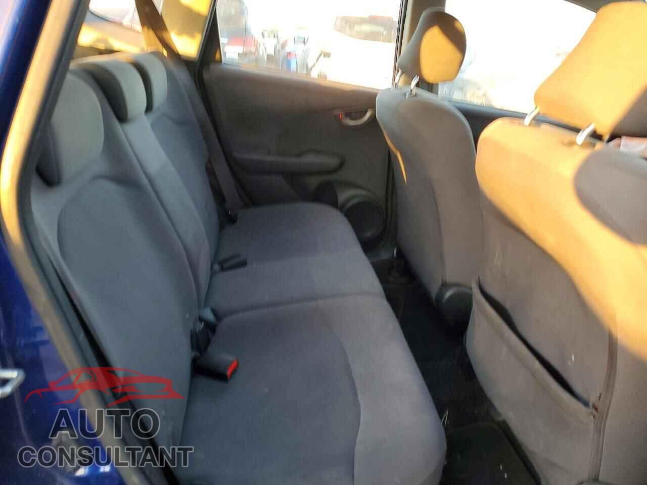 HONDA FIT 2010 - JHMGE8G24AS013473