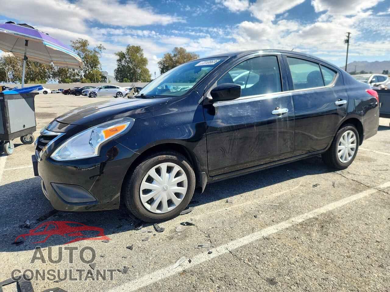 NISSAN VERSA 2017 - 3N1CN7AP3HL808847
