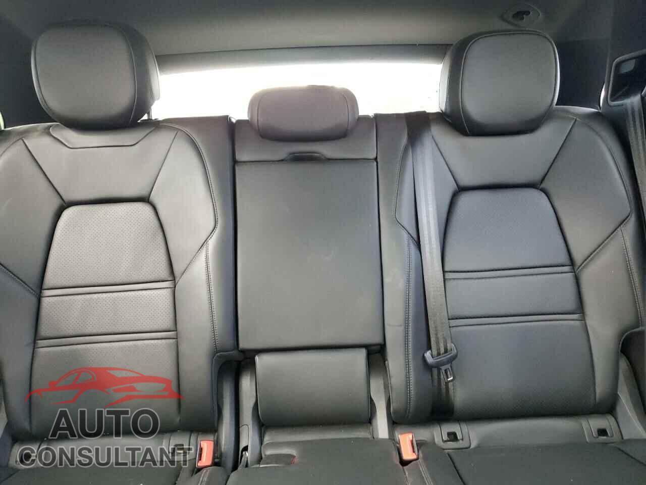 PORSCHE CAYENNE 2020 - WP1AA2AY8LDA08828